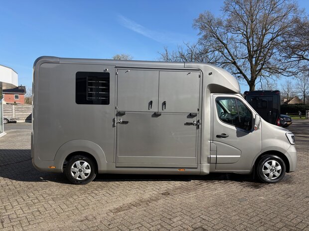 Renault Master STX Hengstenuitvoering Handbak 2024