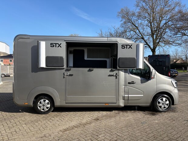 Renault Master STX Hengstenuitvoering Handbak 2024