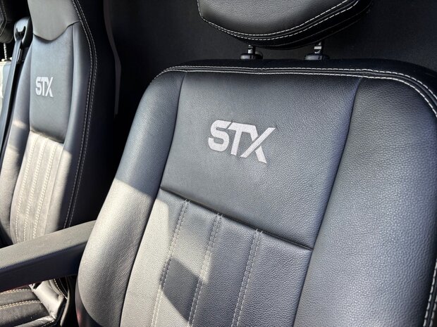 Renault Master STX Hengstenuitvoering Handbak 2024