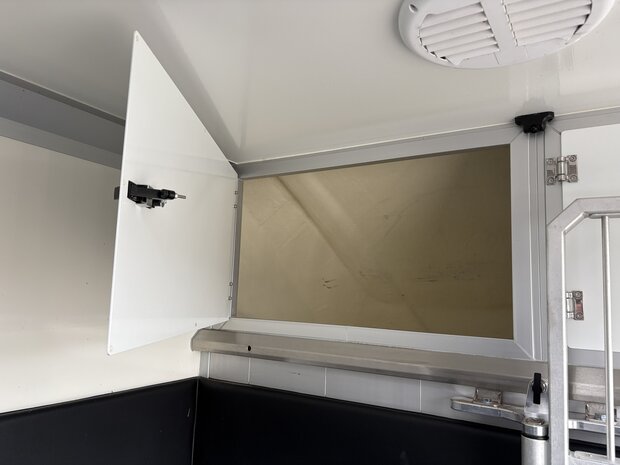 Ford Transit STX Hengstenuitvoering Handbak 2024