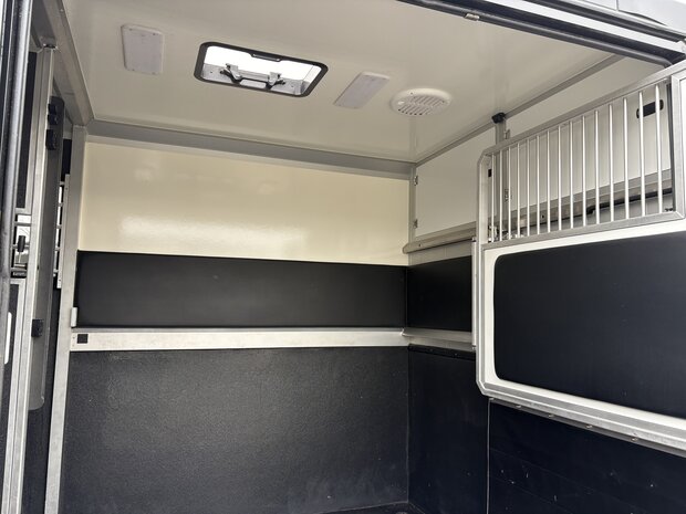 Ford Transit STX Hengstenuitvoering Handbak 2024