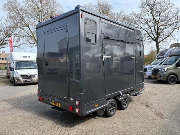 Steinsberger Anka 2 Paardstrailer Hengstenuitvoering 2026