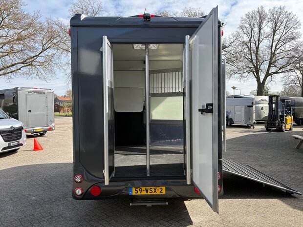 Steinsberger Anka 2 Paardstrailer Hengstenuitvoering 2026