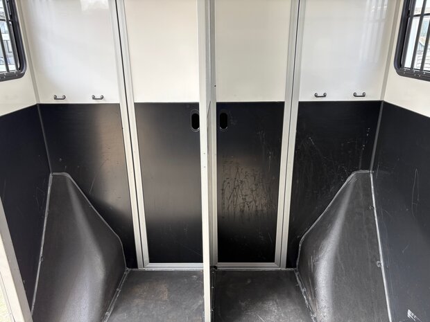 Ford Transit Sodiak Nubia Hengstenuitvoering 2023