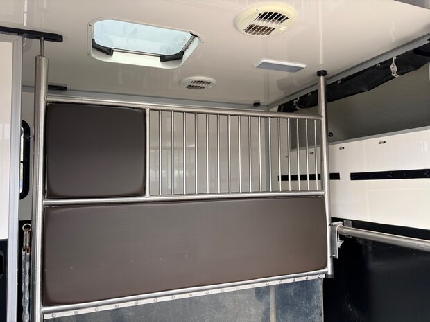 Sodiak Nubia Renault Master Hengstenuitvoering 2022