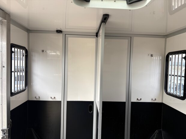 Sodiak Nubia Renault Master Hengstenuitvoering 2022