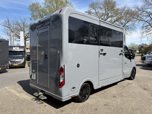 Sodiak Nubia Renault Master 2022 Hengstenuitvoering 