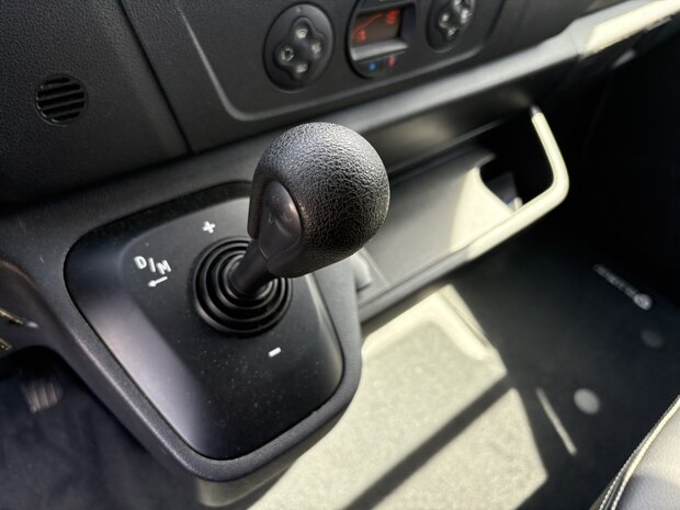 Sodiak Nubia Renault Master 2022 Hengstenuitvoering 