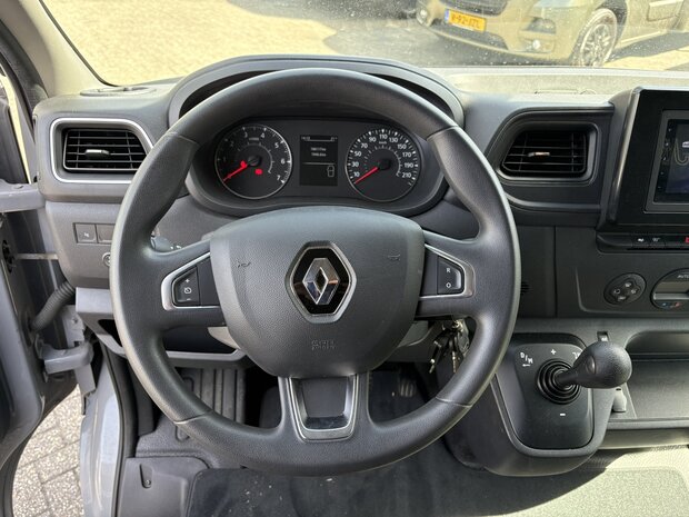 Sodiak Nubia Renault Master 2022 Hengstenuitvoering 