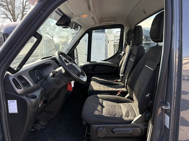 Iveco Daily Automaat 40C18 BE Trekker + Oplegger Veldhuizen