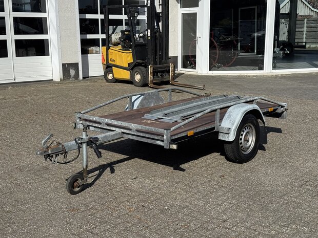 Hapert Koetstrailer Motortransporter Aanhangwagen 250x133cm 750Kg