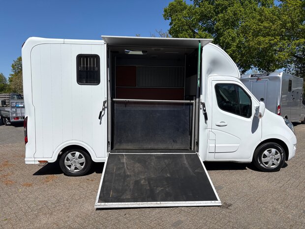 Sodiak Nubia Renault Master 2020 Hengstenuitvoering 