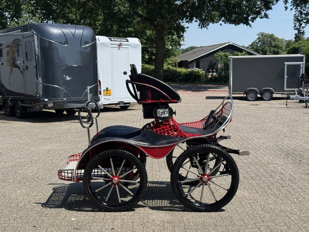1Sp. Marathonkoets Ergonomic Paard 