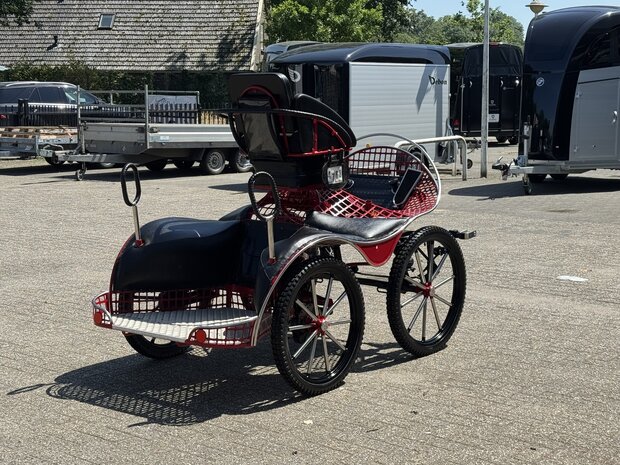 1Sp. Marathonkoets Ergonomic Paard 