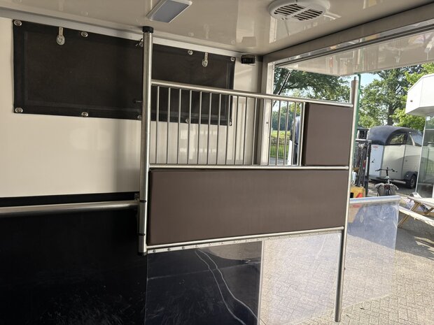 Sodiak Nubia Ford Transit 2023 Hengstenuitvoering Automaat