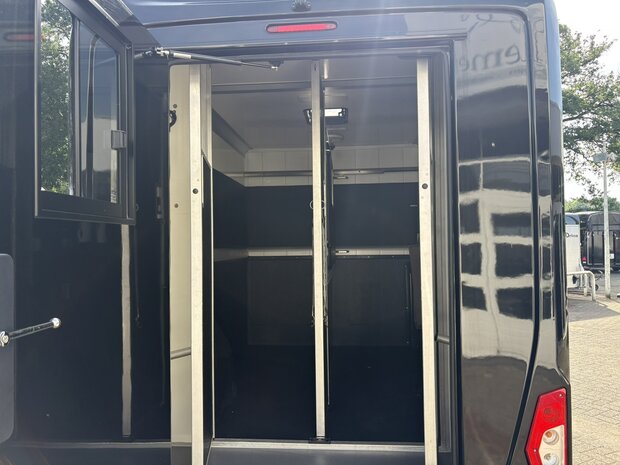 STX Dubbele Cabine Renault Master 2023 Hengstenuitvoering Handbak