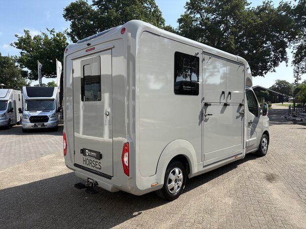 STX Renault Master Hengstenuitvoering Handbak 2022