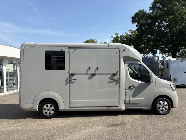 STX Renault Master Hengstenuitvoering Handbak 2022