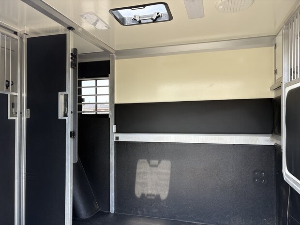 STX Renault Master Hengstenuitvoering Handbak 2023