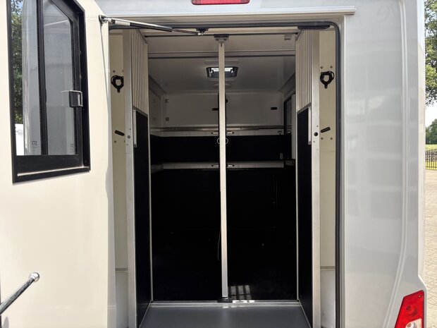 STX Renault Master Hengstenuitvoering Handbak 2023