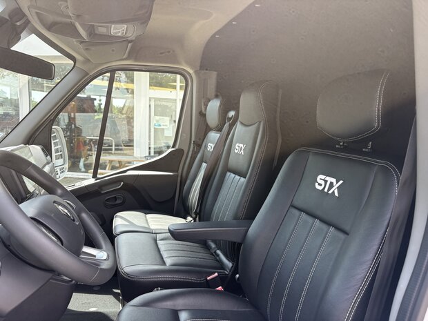 STX Renault Master Hengstenuitvoering Handbak 2023