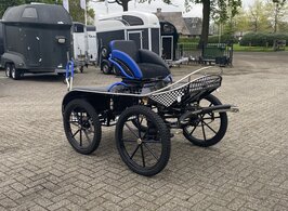 1Sp. Leica Marathonwagen Pony 23/21 Inch